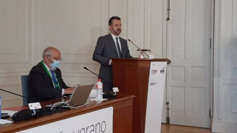 El presidente de la CNMV, Rodrigo Buenaventura, interviene en los cursos de verano de la Universidad Internacional Menéndez Pelayo | APIE ep el presidente de la cnmv rodrigo buenaventura interviene en los cursos de verano de la