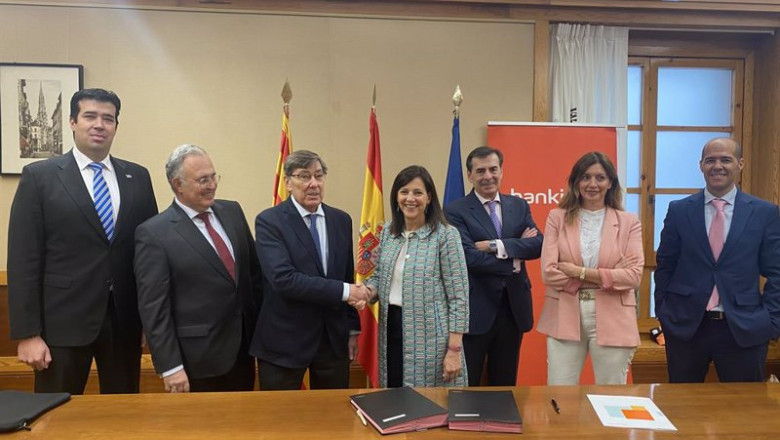 ep firma convenio fundacion h2 y bankinter ep firma convenio fundacion h2 y bankinter