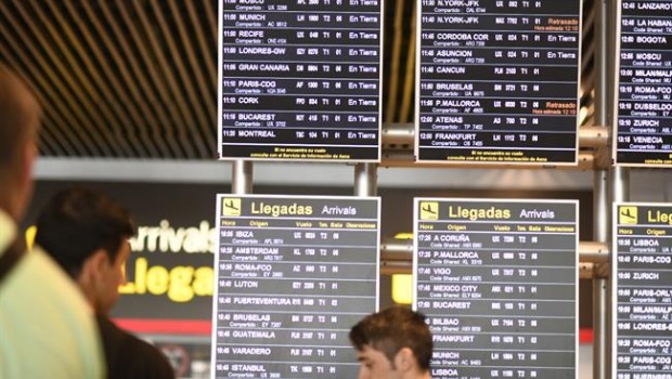 Resultado de imagen de Fomento seÃ±ala que Ryanair no ha operado en hora 4 de los vuelos que tenÃ­a previstos durante el segundo dÃ­a de huelga