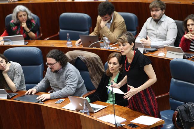Intervención de la portavoz de Podemos en la Asamblea, Lorena Ruiz Huerta | EUROPA PRESS ep intervencionla portavozpodemosla asamblea lorena ruiz huerta