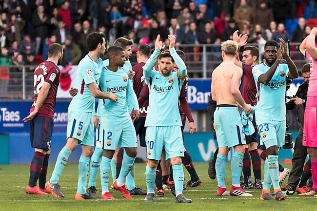 Messi saluda en Ipurua tras ganar en un Eibar-Barcelona | LALIGA ep messi saludaipuruaganarun eibar-barcelona