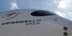 photo d archives du logo du groupe air france klm est represente sur le premier airbus a350 d air france lors d une ceremonie au siege du constructeur aeronautique airbus a colomiers 20230728174422 
