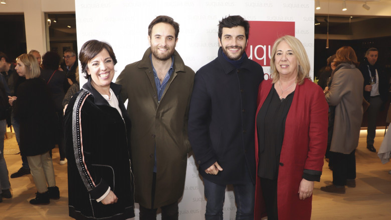 1581325685 suquiabat