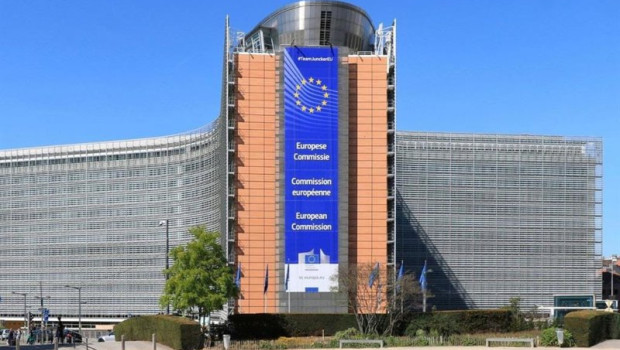 ep aedive y aoru avalan la postura del gobierno sobre mantener los objetivos de emisiones para 2035