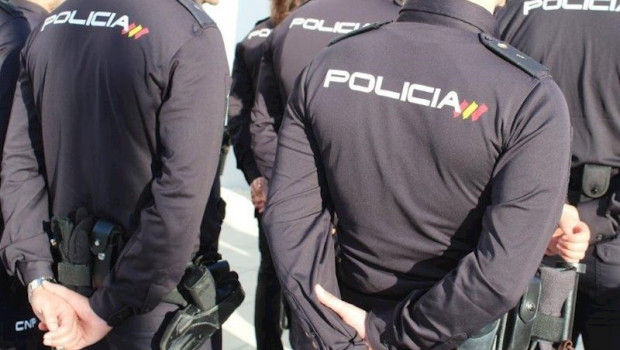 ep agentes de la policia nacional en una imagen de archivo 20200301112503