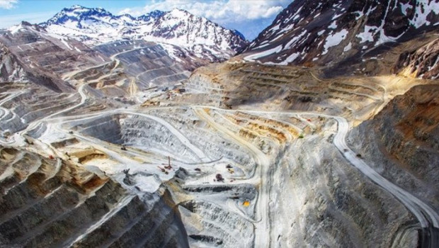 ep archivo   codelco suspende contratos de terceros durante un mes y pide acogerse a la nueva ley de