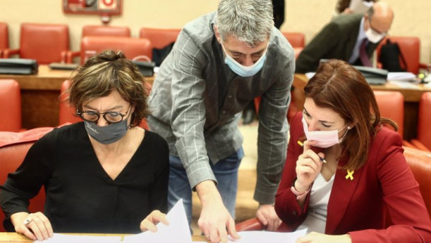 ep archivo   i d la diputada de erc en el congreso montserrat bassa el diputado de eh bildu oskar