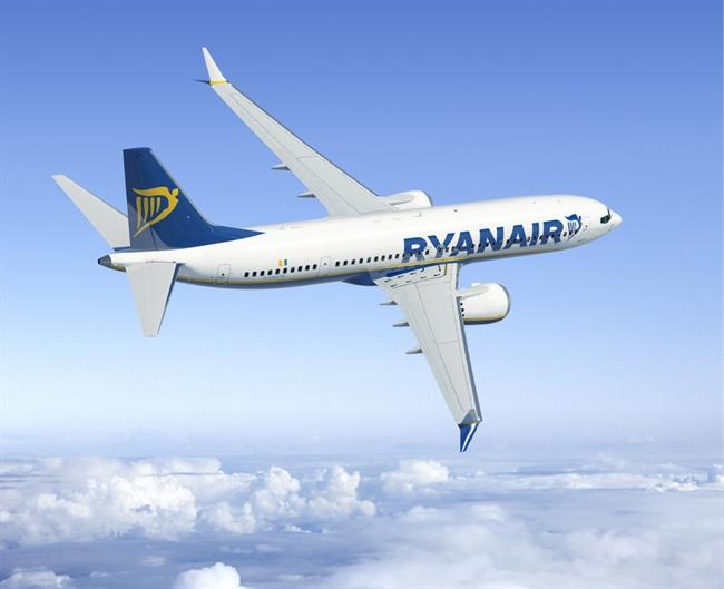 Ryanair registra su beneficio anual más bajo en cuatro años