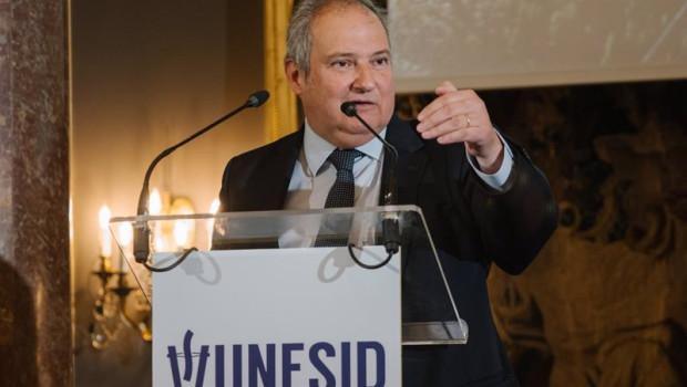 ep el ministro de industria y turismo jordi hereu durante la junta general de unesid