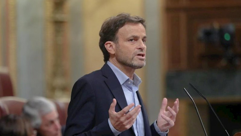 ep el portavoz parlamentario de en comu podem jaume asens hablando en la tribuna del congreso