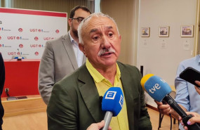 ep el secretario general de ugt pepe alvarez antes de inaugurar la escuela internacional de verano