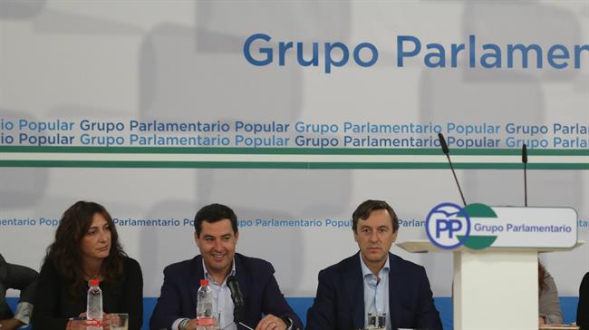 Juanma Moreno, hoy junto a Loles López y Rafael Hernando | EUROPA PRESS ep juanma moreno hoya loles lopezrafael hernando