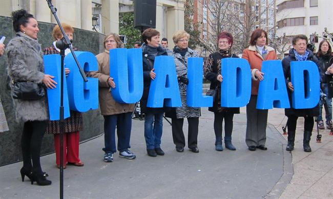 ep mujeres sujetan palabra igualdad por dia mujer trabajadora 8 marzo