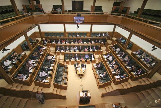 Pleno del Parlamento vasco | PARLAMENTO VASCO ep plenoparlamento vasco 20170411124201