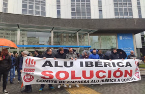ep protesta de extrabajadores de alu iberica en a coruna ep protesta de extrabajadores de alu iberica en a coruna