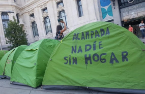 ep varias tiendascampana frentepalaciocibeleslas personastecho acampadaspaseoprado