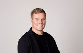 ep andrew roberts nuevo vicepresidente y responsable global de relaciones publicas