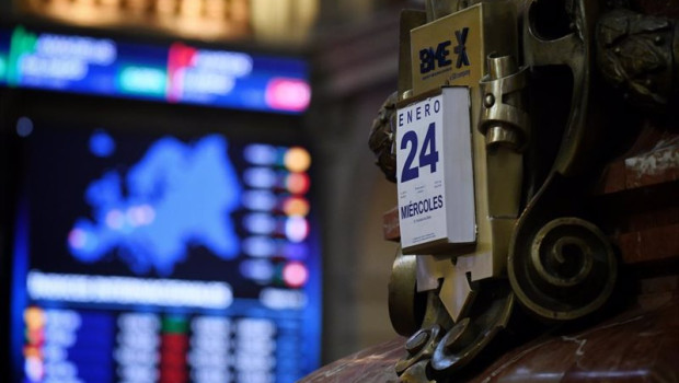 ep archivo calendario a dia 24 en el palacio de la bolsa a 24 de enero de 2024 en madrid espana ep archivo calendario a dia 24 en el palacio de la bolsa a 24 de enero de 2024 en madrid espana