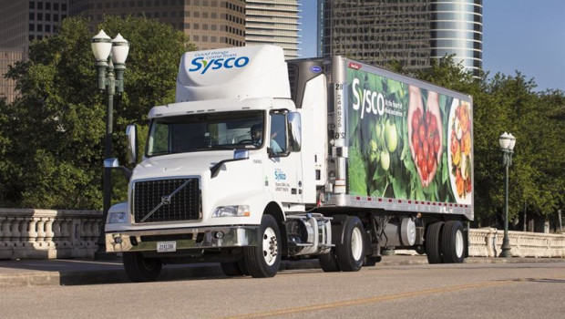 ep archivo   camion con el logo de sysco