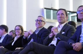 ep archivo   el nuevo ceo de banco sabadell marc armengol c durante una rueda de prensa para