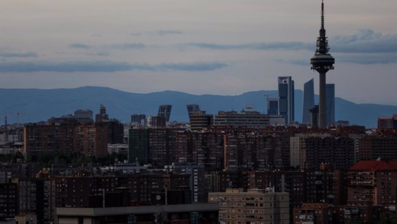 ep archivo el skyline de madrid espana ep archivo el skyline de madrid espana