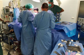 ep archivo   equipo medico de un hospital andaluz