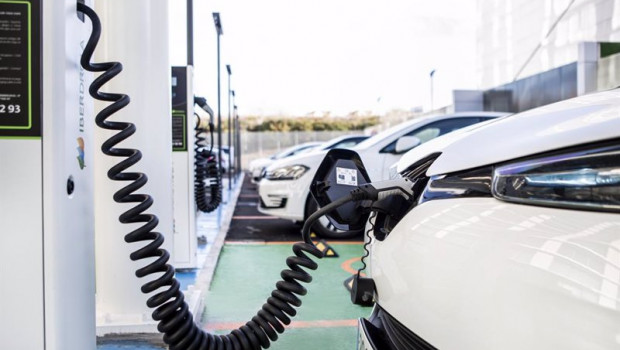 ep archivo   iberdrola y ganvam se alian para impulsar la movilidad electrica en espana