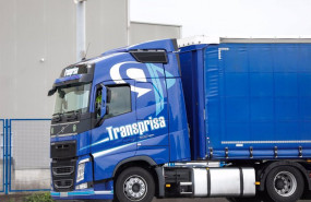 ep archivo - un camion de transprisa llega a mercamadrid