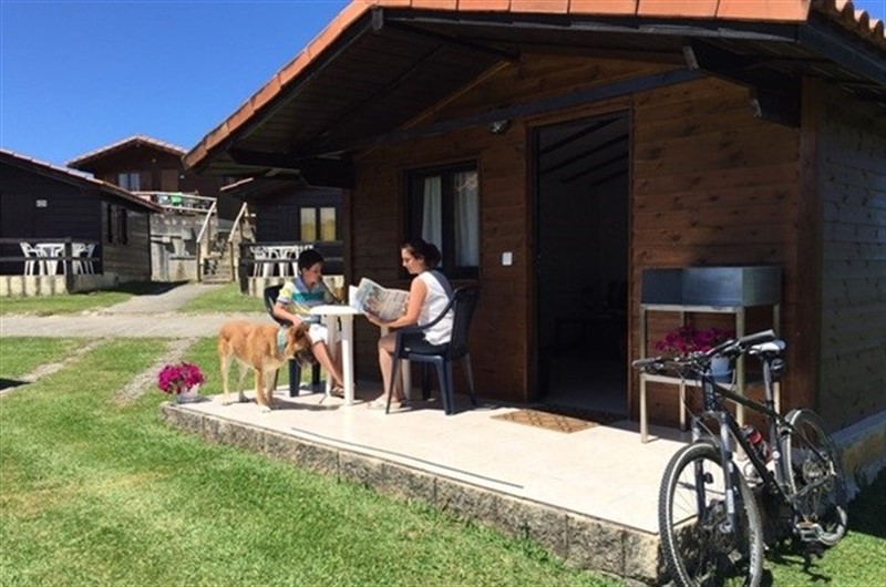 https://img.s3wfg.com/web/img/images_uploaded/6/2/ep_camping_oyambre_en_cantabria.jpg