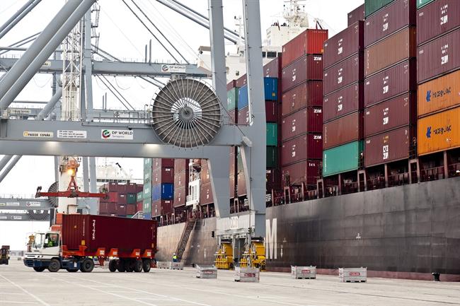 ep contenedores puerto tarragona mercancias exports imports containers