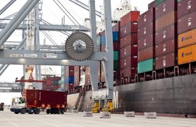 ep contenedores puerto tarragona mercancias exports imports containers