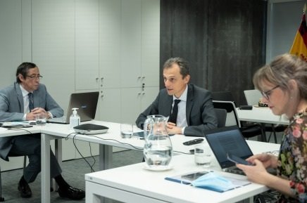 ep el ministro de ciencia e innovacion pedro duque ha participado este viernes en dos ep el ministro de ciencia e innovacion pedro duque ha participado este viernes en dos