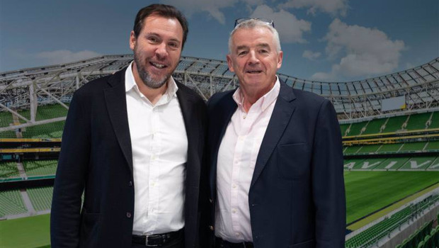 ep el ministro de transportes y movilidad sostenible oscar puente y el consejero delegado de ryanair
