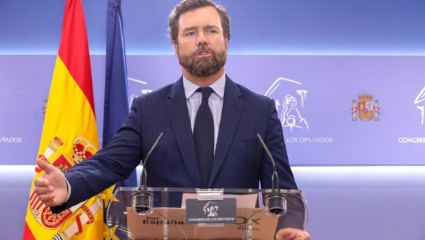 ep el portavoz parlamentario de vox ivan espinosa de los monteros responde a los medios en una rueda