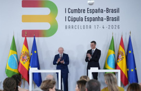 ep el presidente de espana pedro sanchez y el presidente de brasil luiz inacio lula da silva durante