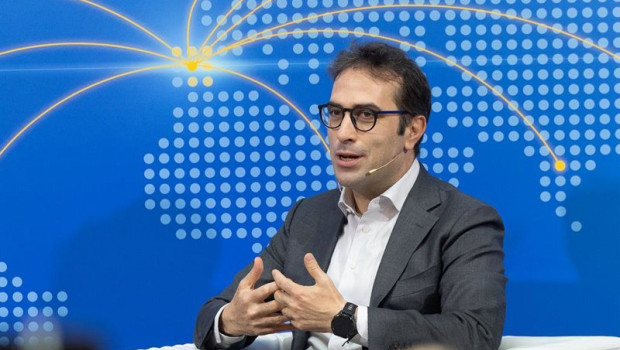 ep el vicepresidente del gobierno y ministro de economia carlos cuerpo