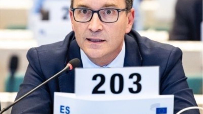 ep felipe medina secretario general tecnico de la asociacion espanola de distribuidores