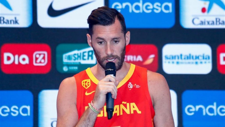 ep jugadorla seleccion masculinabaloncesto rudy fernandez duranteintervencionla presentacionlos 16 jugadores seleccionadosla gira desafio mundial de preparacionla copamundochina