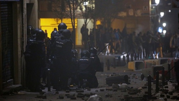 Enfrentamientos entre policía y manteros en el barrio madrileño de Lavapiés | EUROPA PRESS ep lavapies enfrentamiento policia
