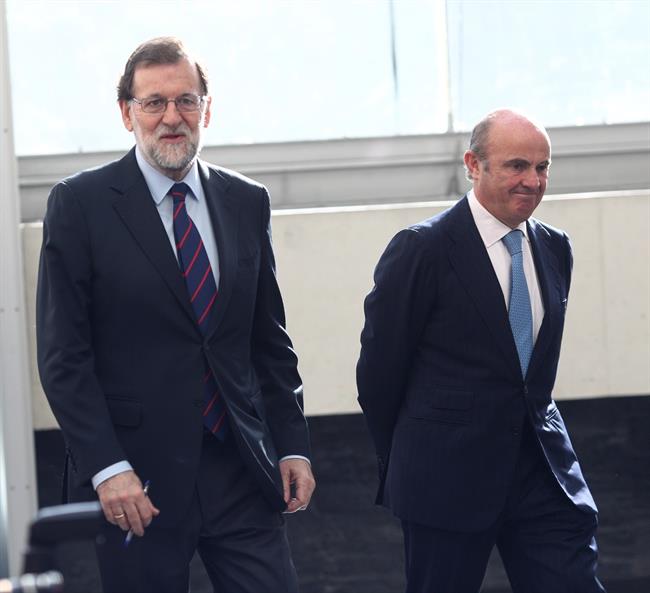 ep luisguindosrajoysu llegadauna jornadala camaracomercio