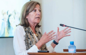 ep mirenchu del valle presidenta de unespa durante su intervencion en el curso de verano organizado ep mirenchu del valle presidenta de unespa durante su intervencion en el curso de verano organizado