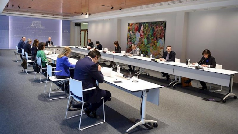 ep reunion del lehendakari inigo urkullu con los lideres de partidos politicos en lehendakaritza
