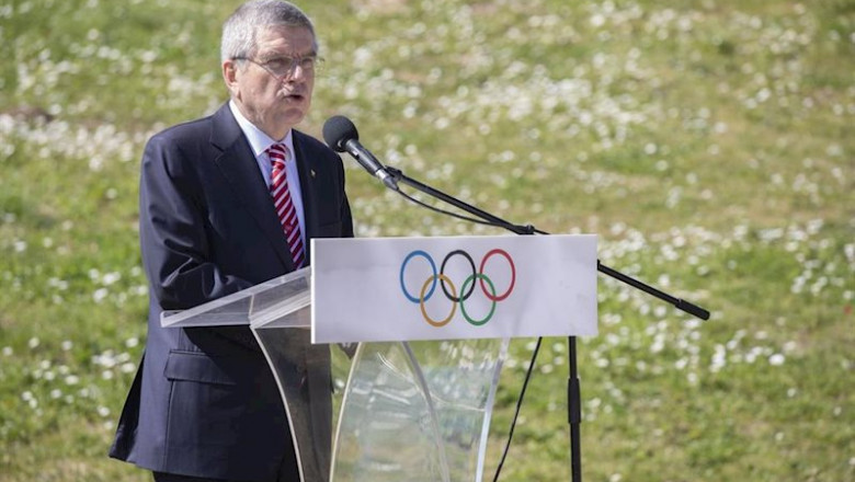 ep thomas bach durante la ceremonia de encendido de la llama olimpica en el templo de hera en ep thomas bach durante la ceremonia de encendido de la llama olimpica en el templo de hera en