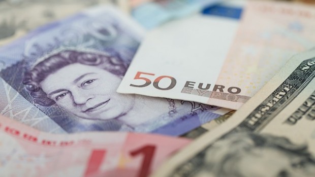 currencies euro dollar pound money cash sterling