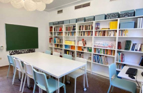 ep archivo   biblioteca con mobiliario de ikea