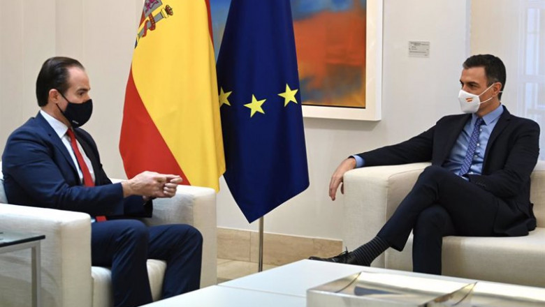 Archivo - El presidente del Banco Interamericano de Desarrollo (BID), Mauricio Claver-Carone, se reúne con el presidente del Gobierno, Pedro Sánchez | BORJA PUIG DE LA BELLACASA - Archivo ep archivo el presidente del banco interamericano de desarrollo bid mauricio claver carone se