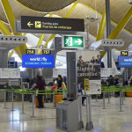 ep archivo   viajeros en la terminal t4 del aeropuerto adolfo suarez madrid barajas a 30 de marzo de