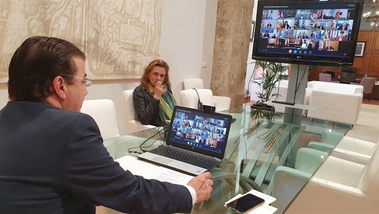 El presidente de la Junta, Guillermo Fernández Vara, en videoconferencia con presidentes autonómicos | JUNTA DE EXTREMADURA ep el presidente de la junta guillermo fernandez vara en videoconferencia con presidentes