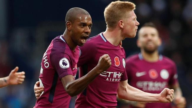 ep fernandinhode bruyne manchester city