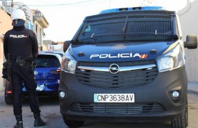 ep la policia nacional detienetres individuospresuntos autoresuna tent